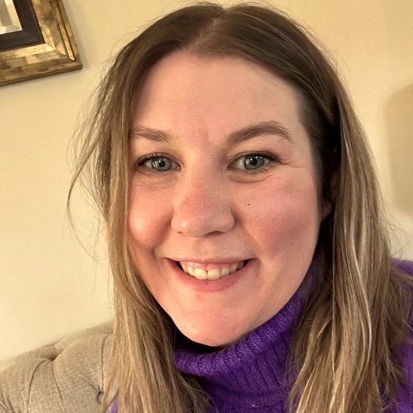 Meet your Posher, Allanah - Picture 1 of 1